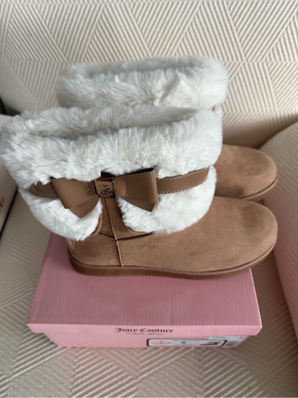 Juicy Couture Tan Suede Winter Boots with White Faux Fur Cuff and Bow